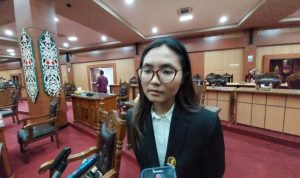 0909-Debora-Holdae-Veronika-Lesa